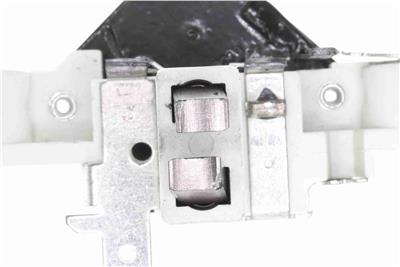 VEMO V10-77-0017 EAN: 4046001320880.