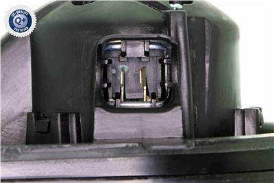 VEMO V15-03-1927 EAN: 4046001498138.