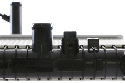 MAHLE ORIGINAL CR 836 000S Číslo výrobce: 8MK 376 735-071. EAN: 4057635090148.