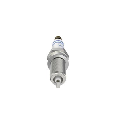 BOSCH 0 242 135 527 Číslo výrobce: YR 7 NE. EAN: 4047024632448.