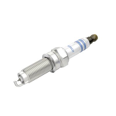 BOSCH 0 242 135 557 Číslo výrobce: YR 7 SII 3520 X. EAN: 4047026033625.