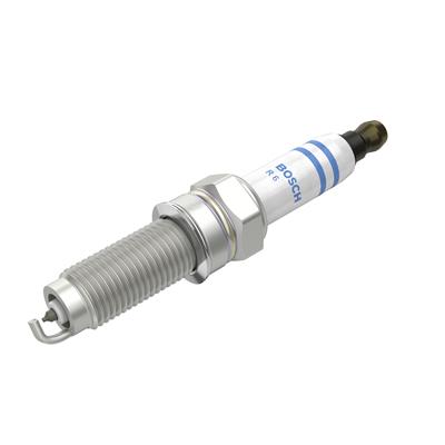 BOSCH 0 242 135 574 Číslo výrobce: YR 7 SII 3320 U. EAN: 4047026821109.