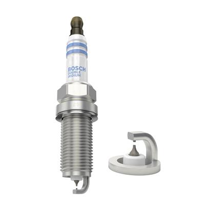 BOSCH 0 242 236 673 Číslo výrobce: FR 7 NII 352 U. EAN: 4047025655811.