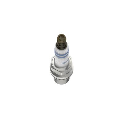 BOSCH 0 242 235 749 Číslo výrobce: FR 7 DPP+. EAN: 3165143408841.