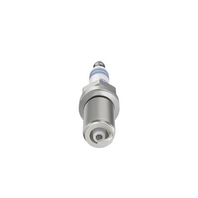 BOSCH 0 242 236 593 Číslo výrobce: FR 7 NII 33 X. EAN: 4047025094986.