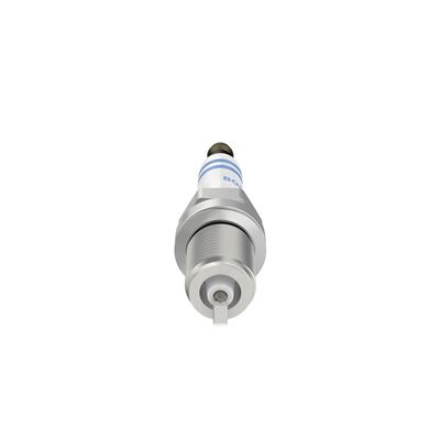 BOSCH 0 242 236 668 Číslo výrobce: FR 7 KII 332 S. EAN: 4047025756419.