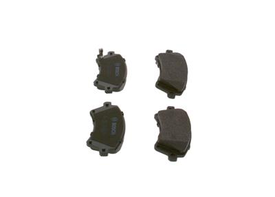 BOSCH 0 986 424 735 Číslo výrobce: BP445. EAN: 3165143662182.