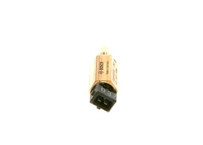BOSCH F 026 T03 100 Číslo výrobce: THERMOZEITSCHALTER 8 SEK. / 35°C. EAN: 4047025259460.