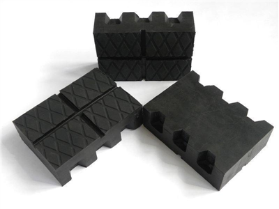Gumová podložka pre automobilové zdviháky 155 x 111 x 50 mm, štvorcová - Ferdus 10.165