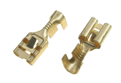 Konektor plochý  6,3 mm s jazýčkem (samice), balení po 100 ks  DJ621