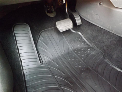 Gumové autokoberce Ford Focus 2004-2011