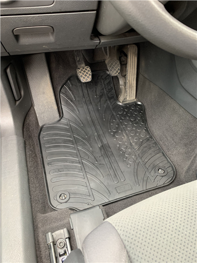 Gumové autokoberce VW Jetta 2005-2011