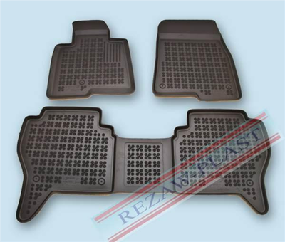 Gumové autokoberce Mitsubishi Pajero 1999-2006