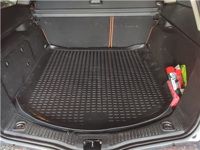 Gumová vana do kufru Ford Mondeo 2007-2014 (combi, dojezdové kolo)