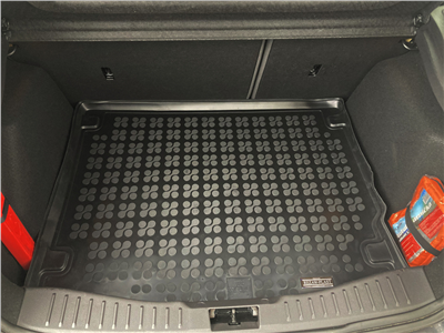 Gumová vana do kufru Ford Focus 2011-2018 (hb)