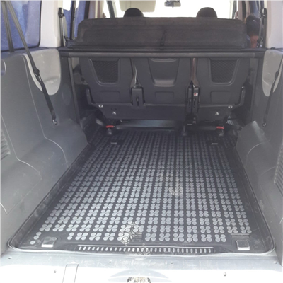 Gumová vana do kufru Peugeot Expert 2007-2016 (5 míst, délka 172cm)