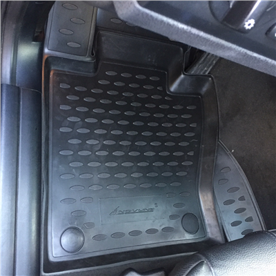 Gumové autokoberce BMW X3 2004-2010 (E83)