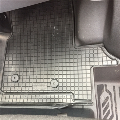 Gumové autokoberce Ford Transit 2014- (4 fixace)