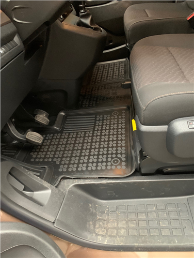 Gumové autokoberce Toyota Proace Verso 2016- (přední)