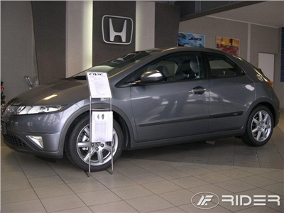Boční ochranné lišty Honda Civic 2006-2011 (hatchback, 5 dveří)