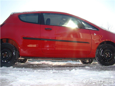 Boční ochranné lišty Mitsubishi Colt 2008-2012 (hb, 3 dveře)
