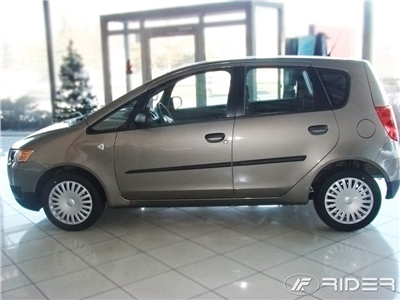 Boční ochranné lišty Mitsubishi Colt 2008-2012 (hb, 5 dveří)