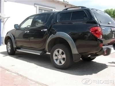Boční ochranné lišty Mitsubishi L200 2006-2011 (van, minivan)