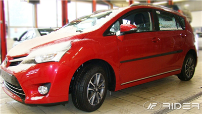 Boční ochranné lišty Toyota Verso 2013- (hatchback)