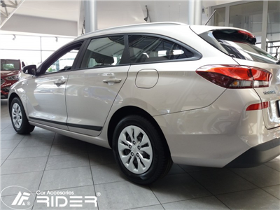 Boční ochranné lišty Hyundai i30 2017- (hatchback)