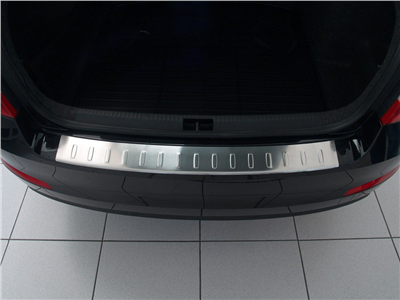 Ochranná lišta hrany kufru Škoda Octavia III. 2013-2020 (sedan, matná)