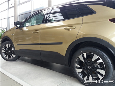 Boční ochranné lišty Opel Grandland X 2017-