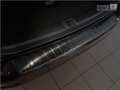 Ochranná lišta hrany kufru VW Passat B8 2015-2023 (combi, tmavá, matná)