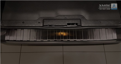 Ochranná lišta hrany kufru Opel Vivaro 2014-2019 (tmavá, matná)