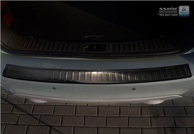 Ochranná lišta hrany kufru Ford Kuga 2008-2013 (tmavá, matná)