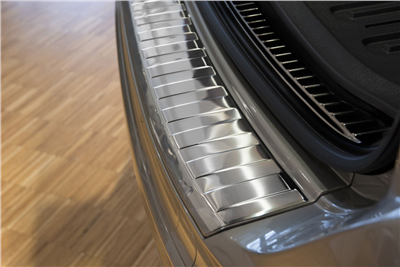 Ochranná lišta hrany kufru Volvo XC60 2013-2017 (matná)