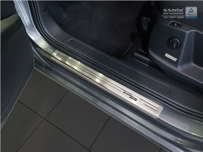 Prahové lišty VW Touran 2015- (matné)