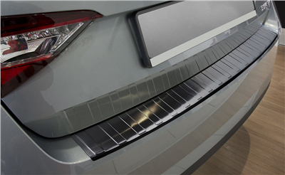 Ochranná lišta hrany kufru Škoda Superb III. 2015-2024 (sedan, tmavá, matná)
