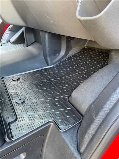 Gumové autokoberce Ford Transit / Tourneo Custom 2018- (přední, 2 místa, manuál)