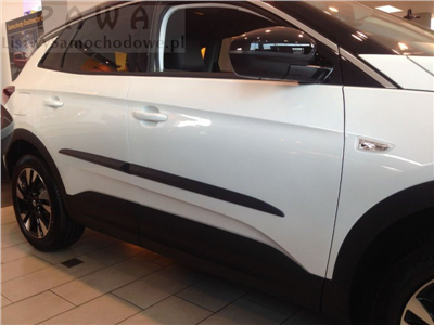 Boční ochranné lišty Opel Grandland X 2017-