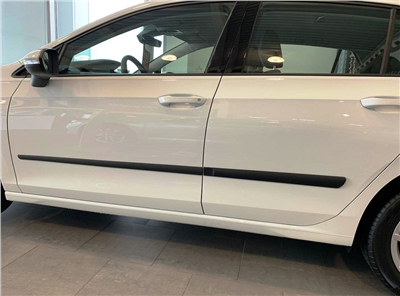 Boční ochranné lišty VW Golf VIII. 2020-