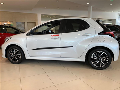 Boční ochranné lišty Toyota Yaris 2020-