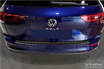 Ochranná lišta hrany kufru VW Golf VIII. 2020- (tmavá, matná, combi)