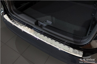 Ochranná lišta hrany kufru VW Golf VIII. 2020- (matná, combi)