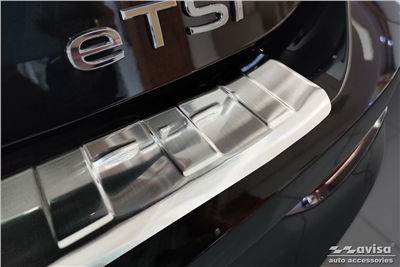 Ochranná lišta hrany kufru VW Golf VIII. 2020- (matná, combi)
