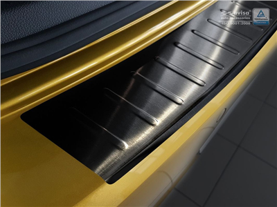 Ochranná lišta hrany kufru VW Golf VII. 2017-2020 (hb, tmavá)