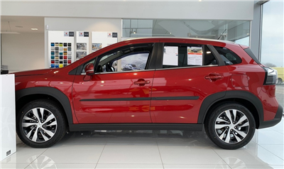 Boční ochranné lišty Suzuki SX4 S-Cross 2022-