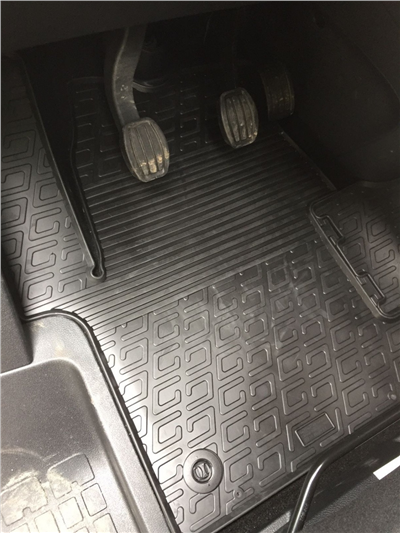 Gumové autokoberce Fiat Scudo 2022- (přední)