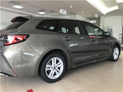 Boční ochranné lišty Toyota Corolla 2018- (sedan)