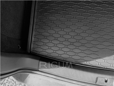 Gumová vana do kufru VW Golf V. 2003-2010 (combi)