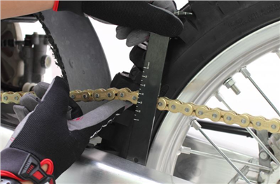 Meradlo reťaze moto 420-530